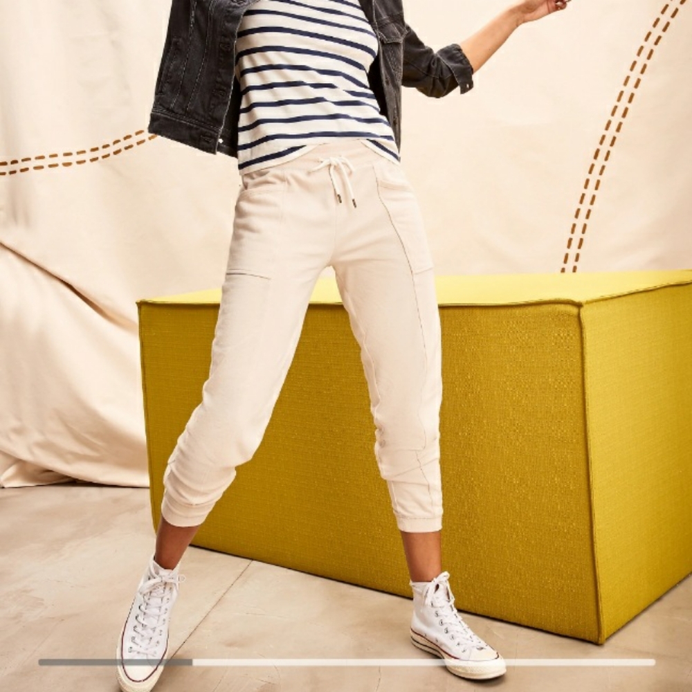 Old Navy mid rise French Terry Street Jogger